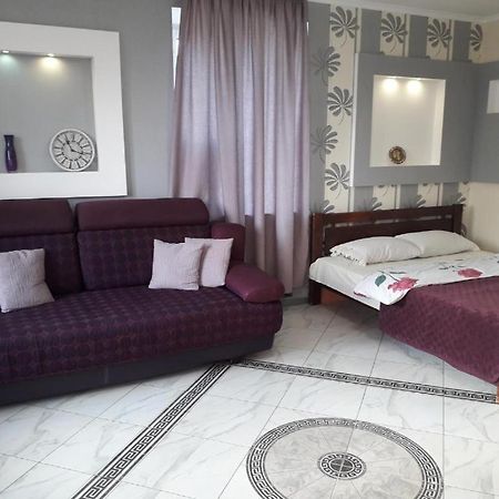 Apartment On 8 Marta Миколаїв Екстер'єр фото